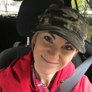 Meet your Posher, Jenny